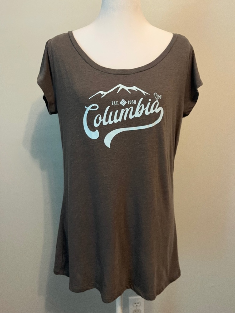 Columbia Grey Logo T-Shirt Size XL